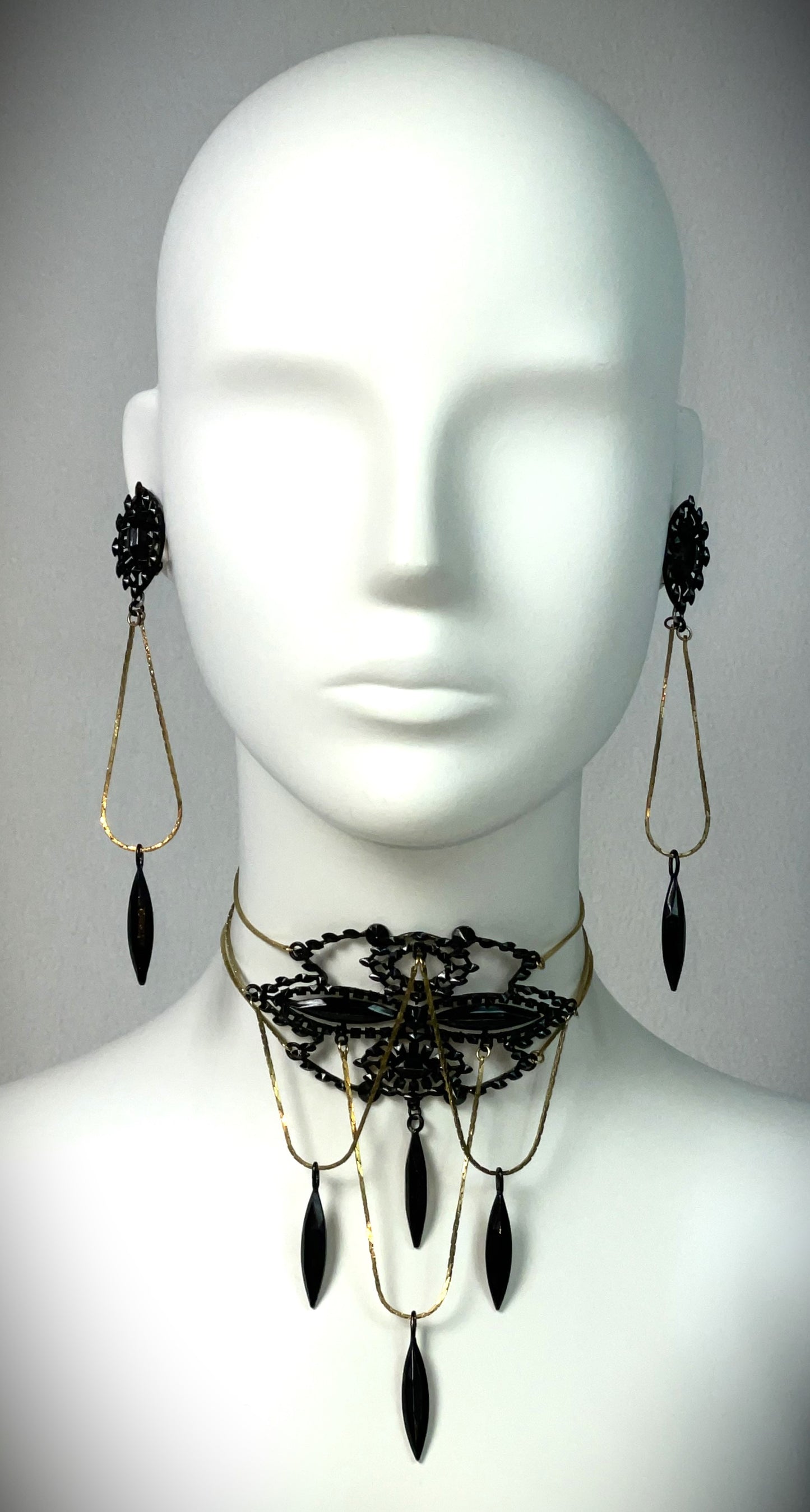 C. 1997 Christian Dior by John Galliano Victorian Goth Queen Large Black Gold Choker Necklace & Earrings