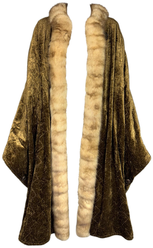 F/W 1997 Fendi x Karl Lagerfeld 1920's Flapper Style Golden Green Velvet Kimono Jacket Coat w Golden Sable Fur