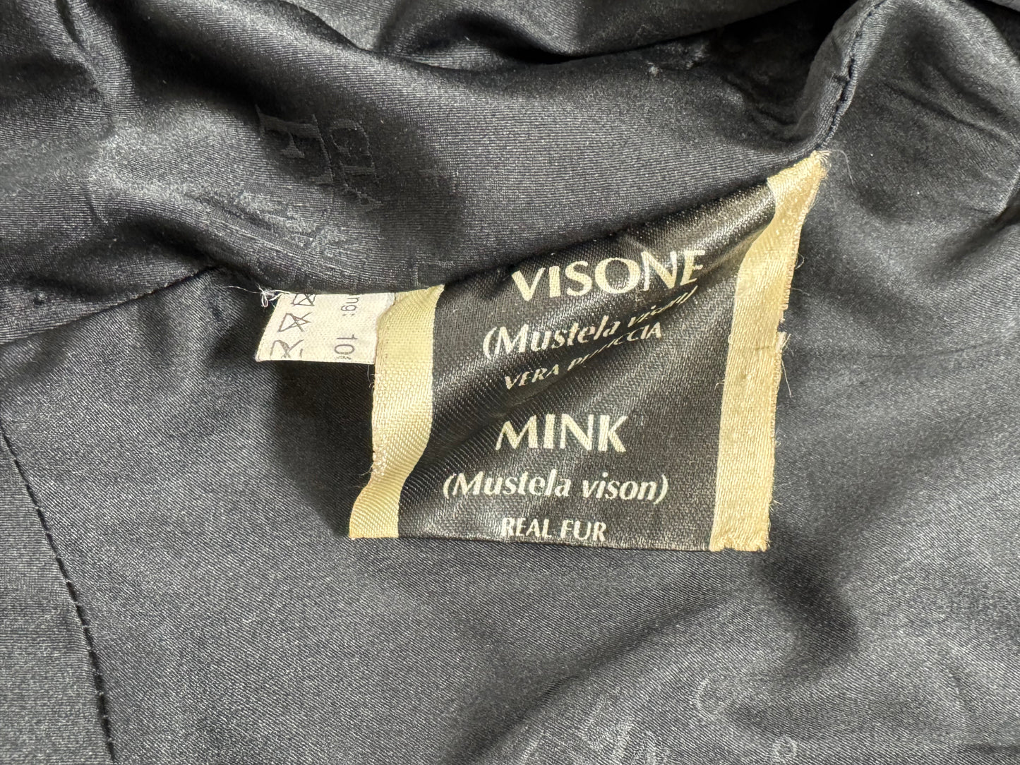 F/W 2001 Gianfranco Ferre Black Mink & Fox Fur Fitted Wasp Waist Short Peplum Jacket