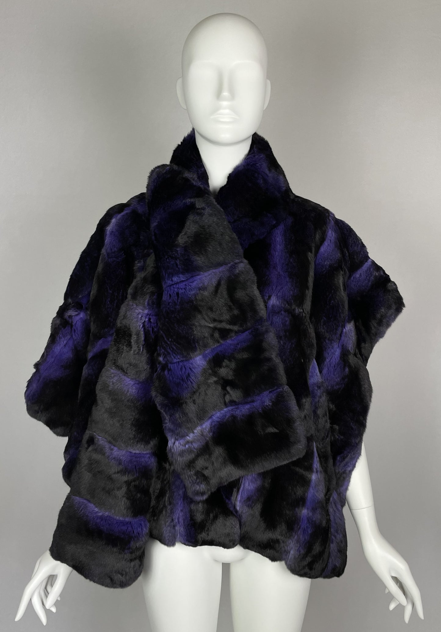 F/W 2005 Fendi Runway Purple & Black Chinchilla Fur Cape Poncho Coat