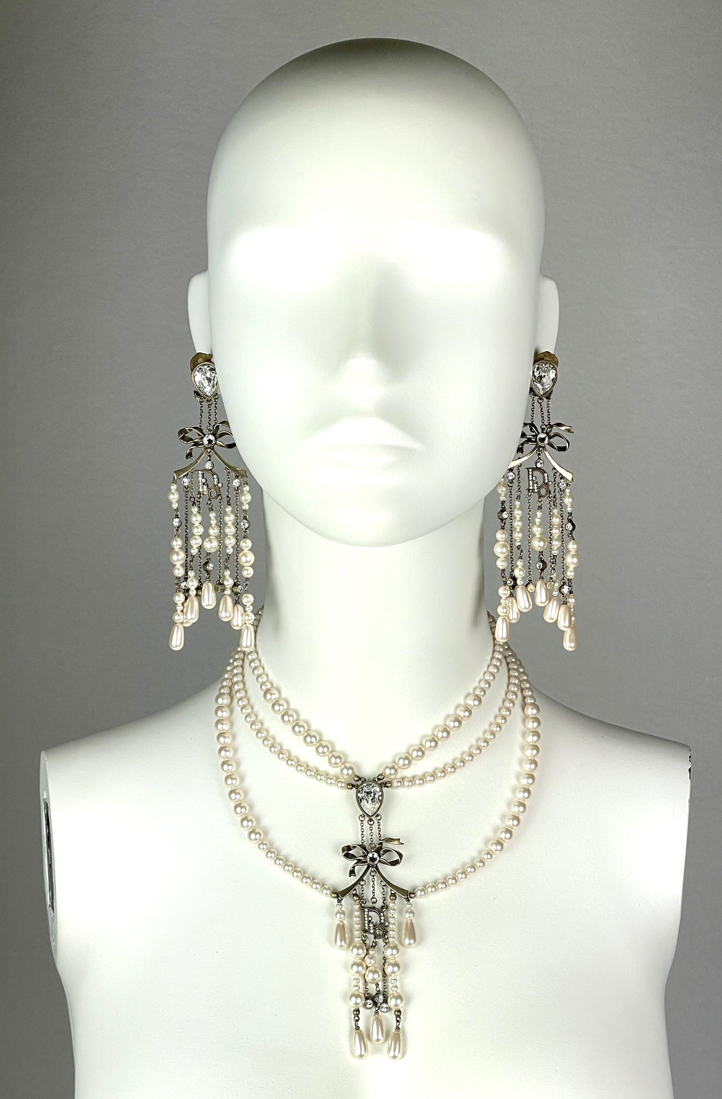 S/S 2007 Christian Dior by John Galliano Haute Couture Runway Large Gold Pearl Bow Chandelier Earrings & Necklace Set