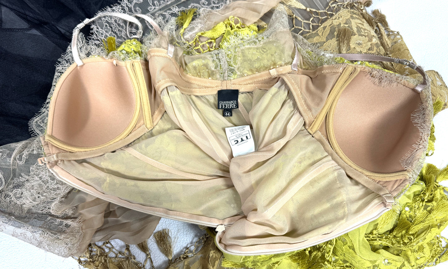 S/S 2007 Gianfranco Ferre Runway Lime Green Spanish Flamenco Fringe Tassel & Lace Gown Dress