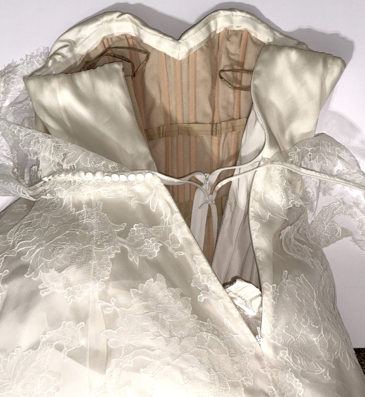 $137K F/W 2012 Christian Dior Haute Couture by Raf Simons Custom Wedding Gown Dress w Extra Long Veil