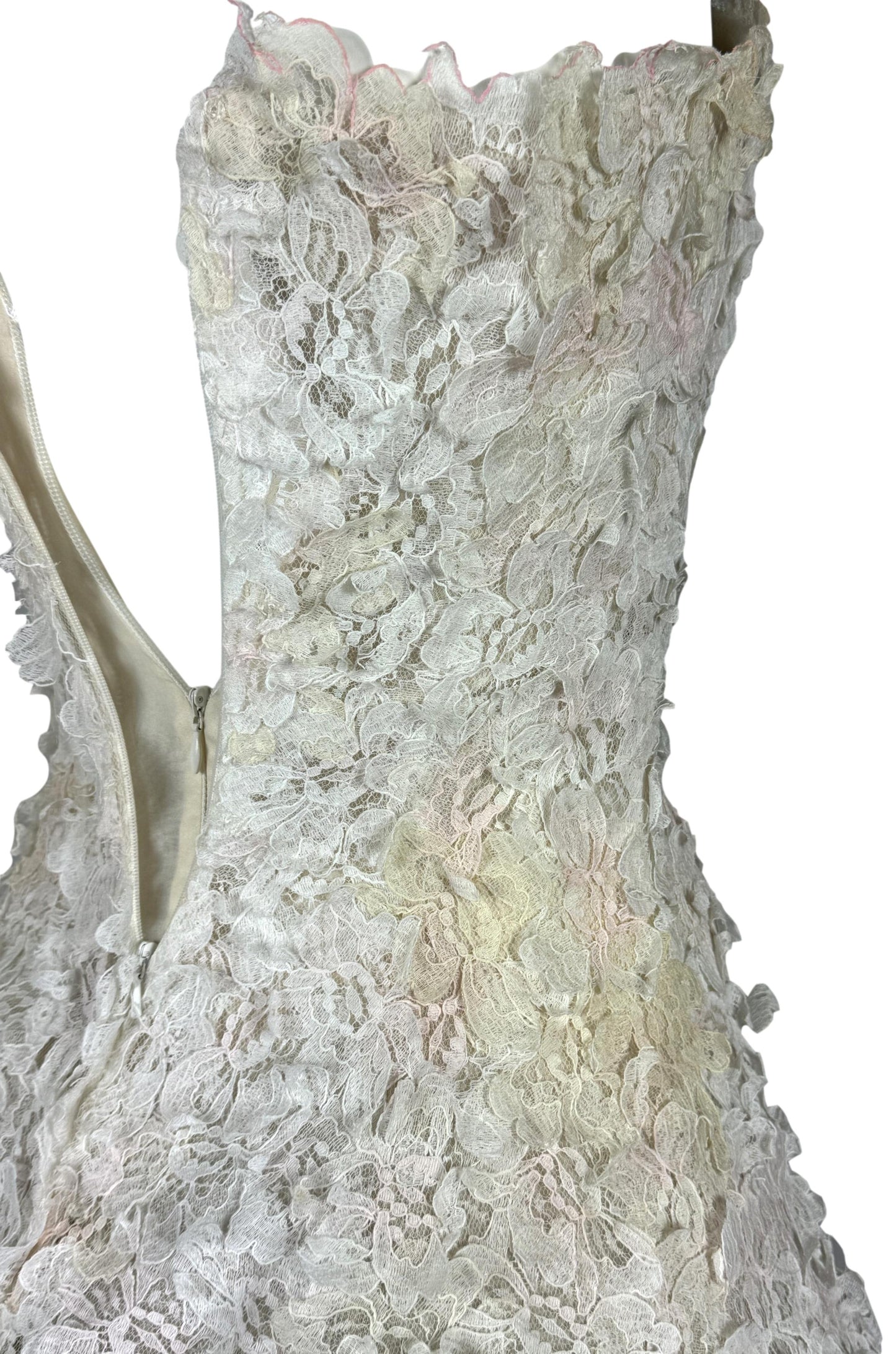 S/S 2015 Christian Dior Haute Couture Chantilly Lace Petal Strapless 1950's Style Gown Dress w Train