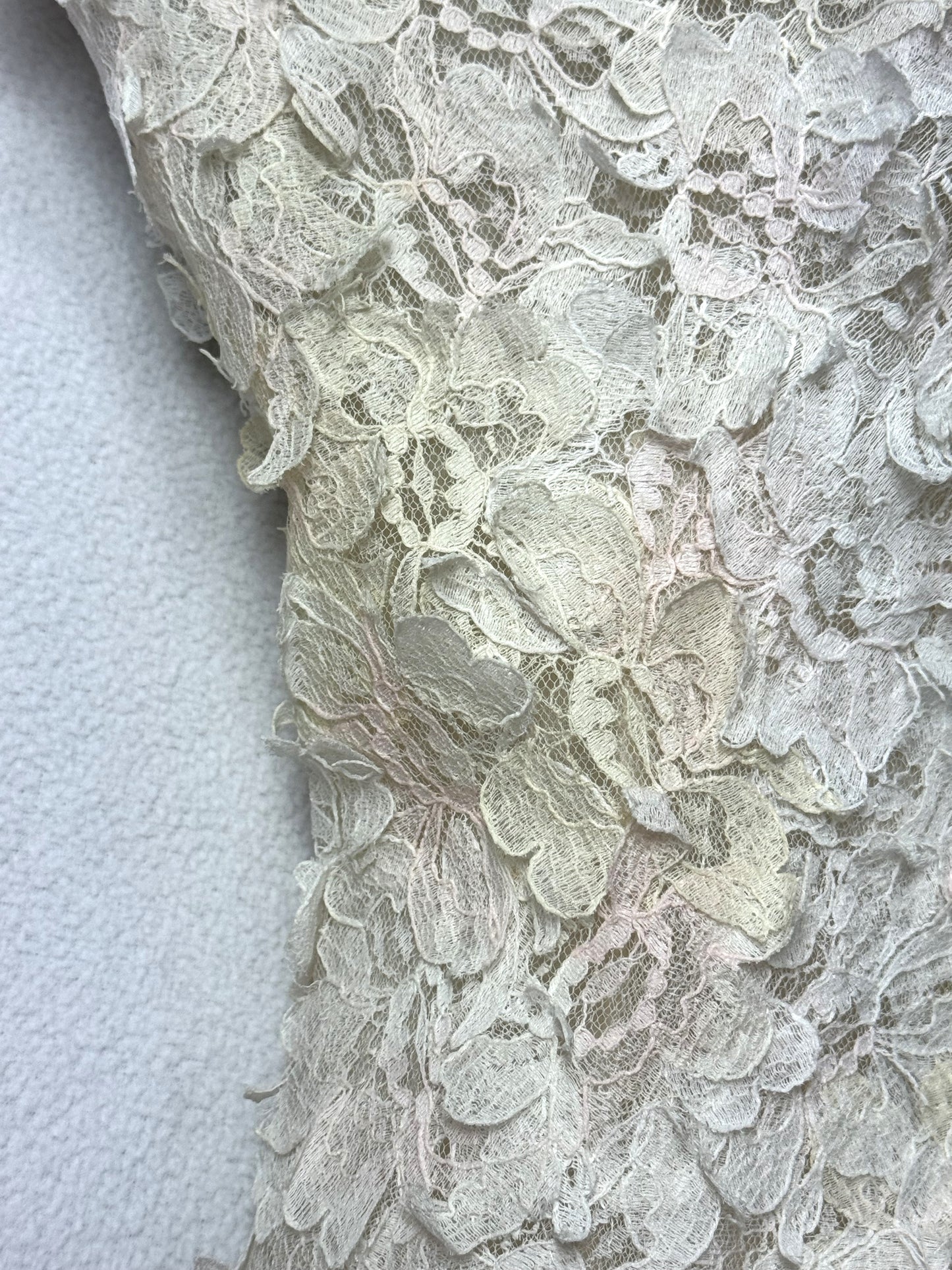 S/S 2015 Christian Dior Haute Couture Chantilly Lace Petal Strapless 1950's Style Gown Dress w Train