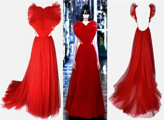 NWT F/W 2021 Christian Dior Runway Red Queen Of Hearts Tulle Gown Dress w Train