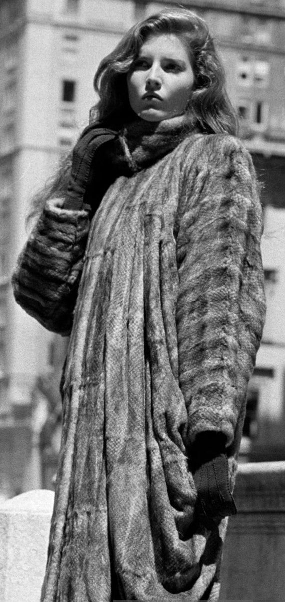 F/W 1986 Fendi x Karl Lagerfeld Kolinsky Sable Fur 1920's Flapper Style Open Front Long Coat