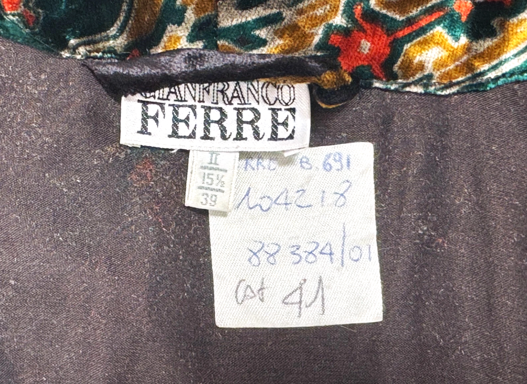 Vintage 1988 Gianfranco Ferre Aztec Print Velvet 1920's Flapper Style Drop Waist Robe Coat Jacket