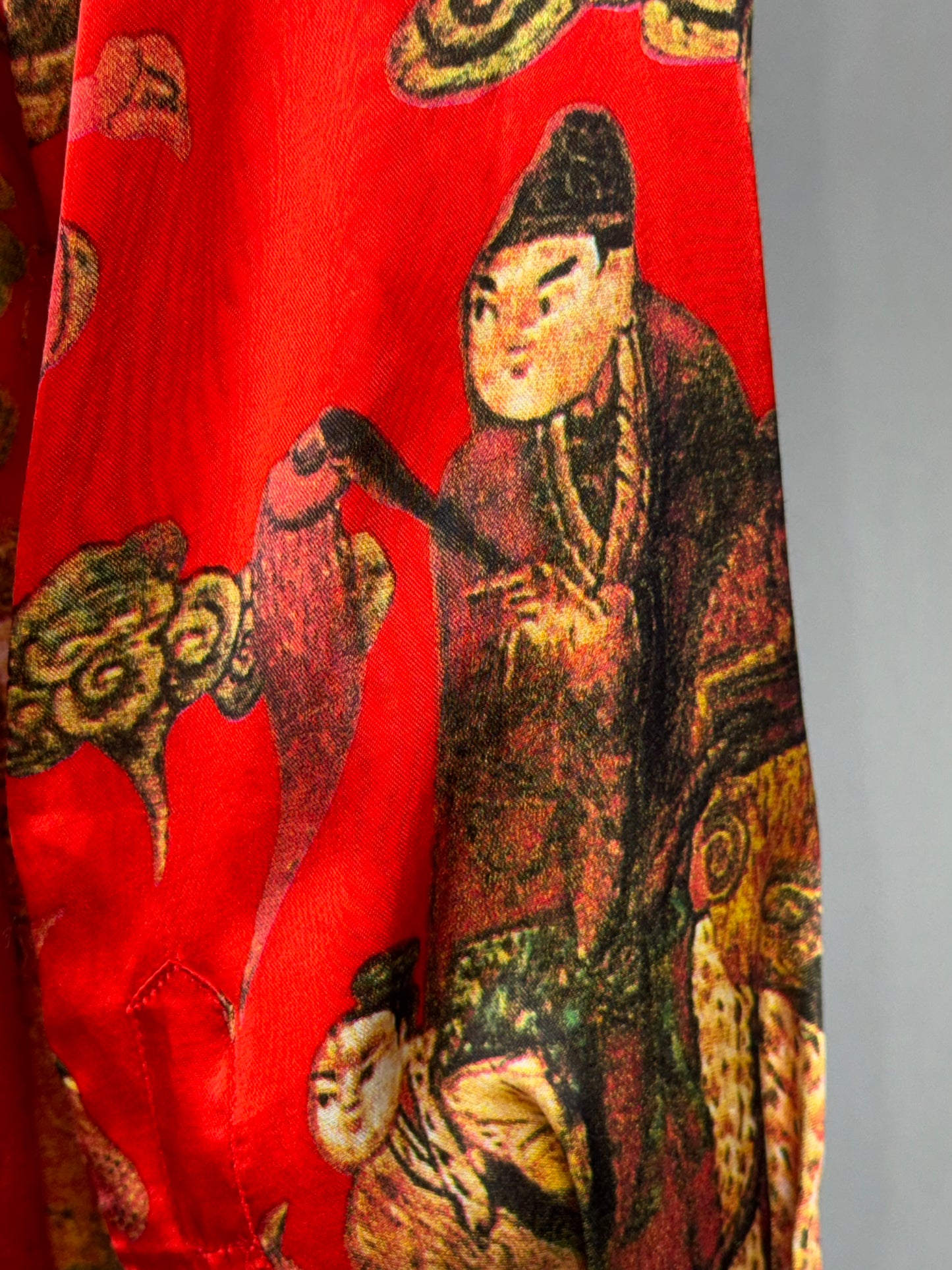 F/W 1992 Dolce & Gabbana Red Satin Chinoiserie Asian Print Button Down Blouse Top