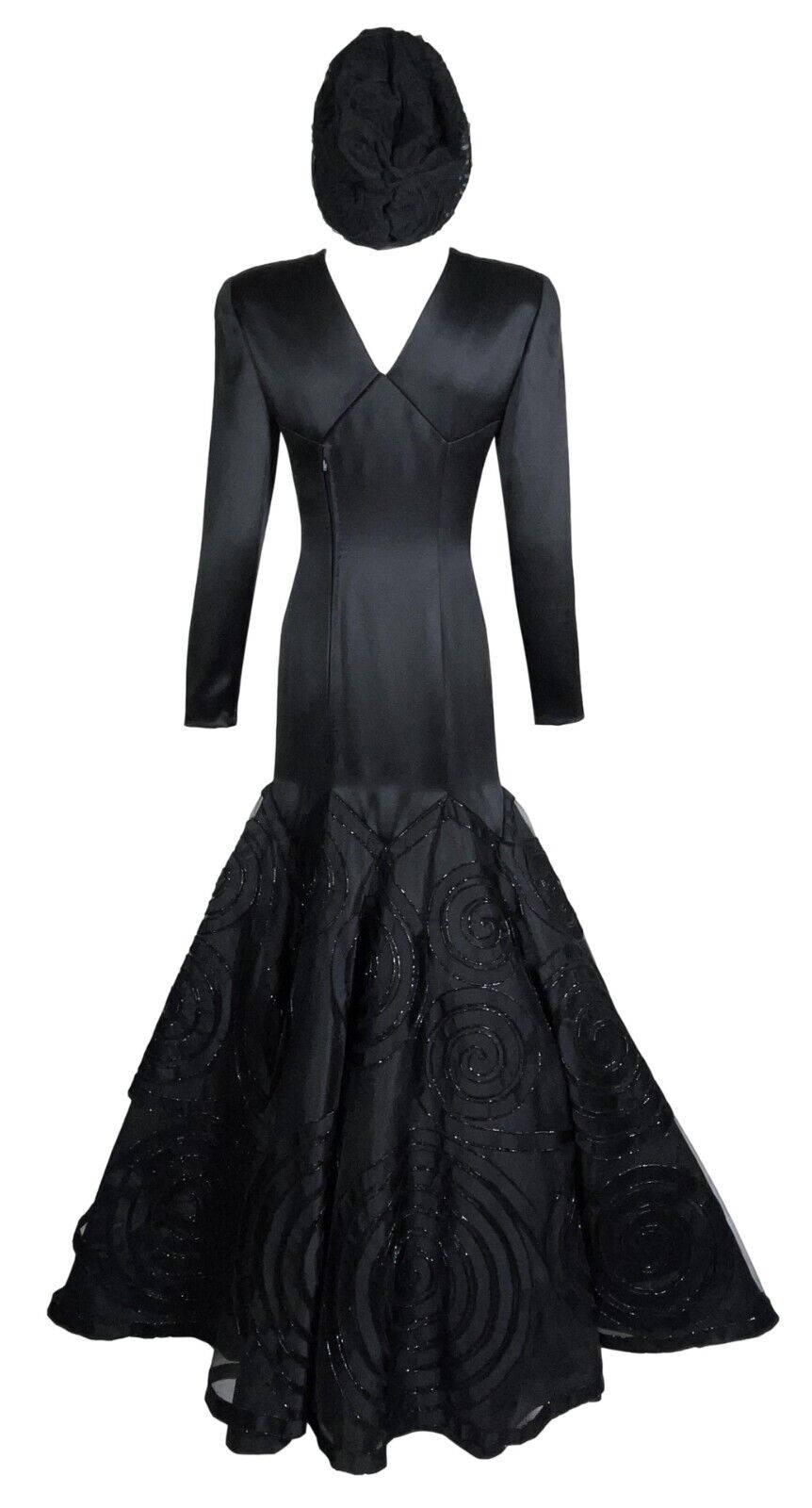 Vintage F/W 1992 Valentino Haute Couture Runway Black Spanish Beaded Gown Dress