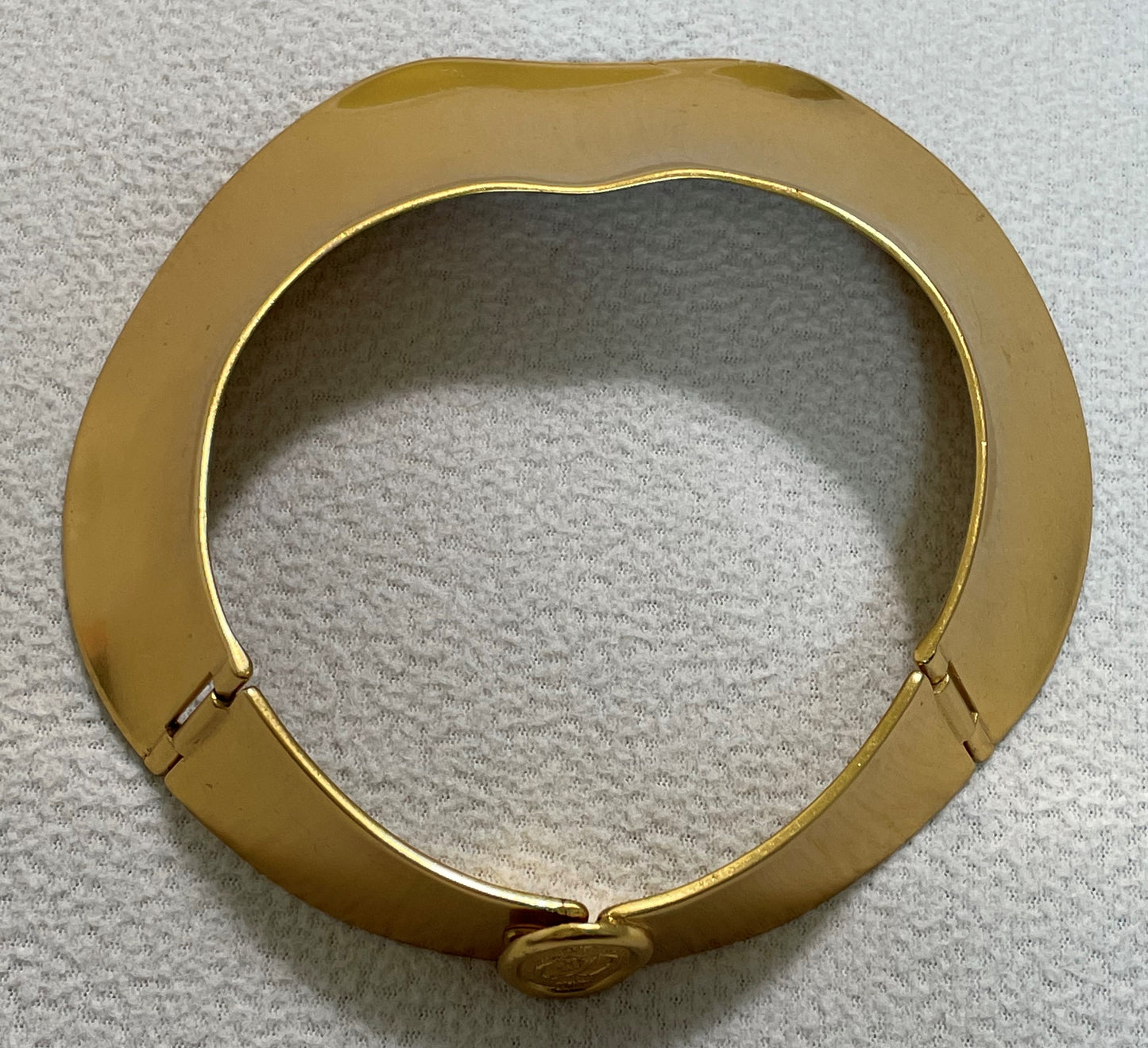 *RARE* F/W 1997 Christian Dior by John Galliano Runway Wide Hammered Gold Choker Necklace