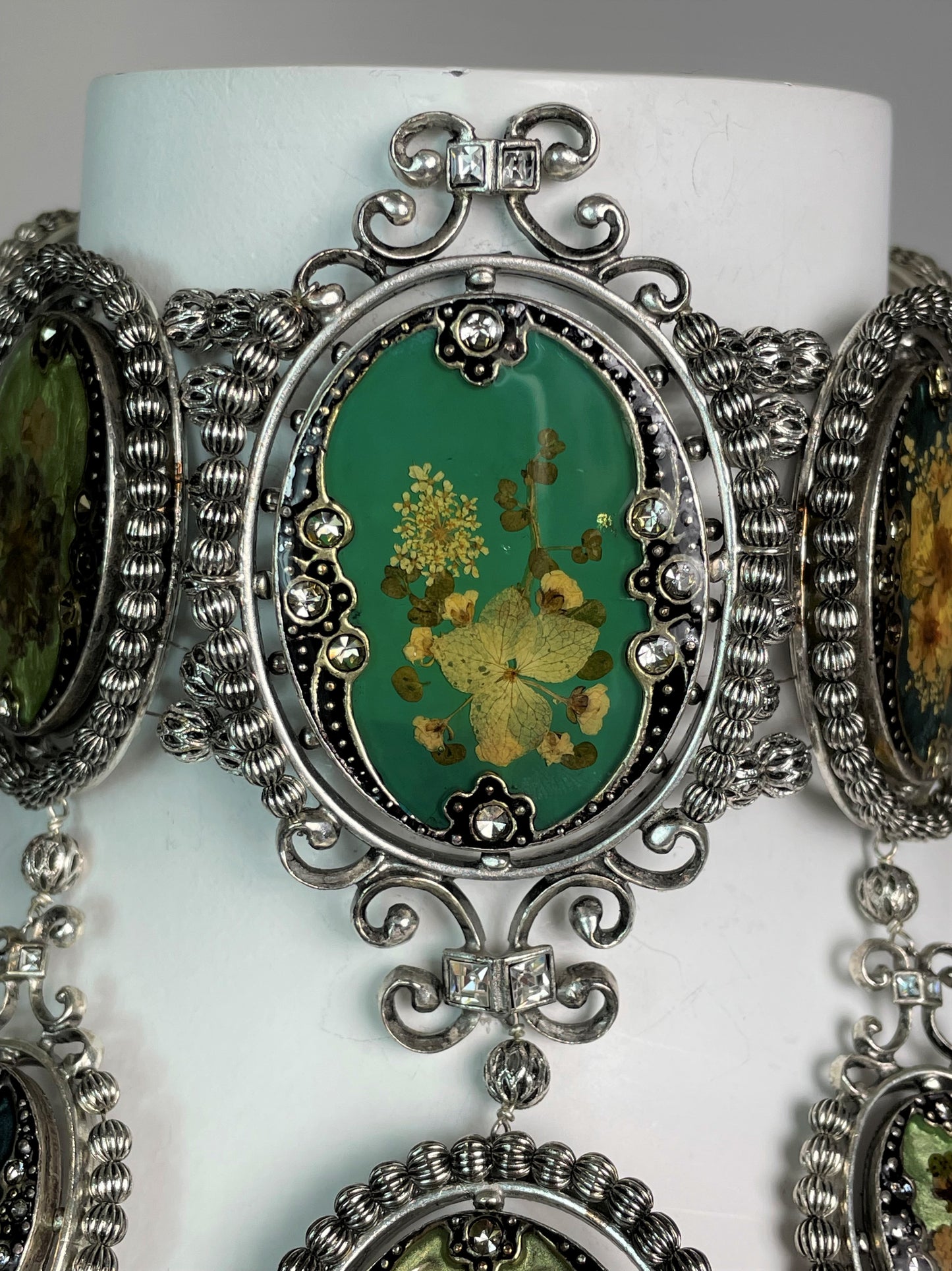 F/W 1998 Christian Dior x John Galliano Runway Large Victorian Cameo Choker Necklace & Earrings Set