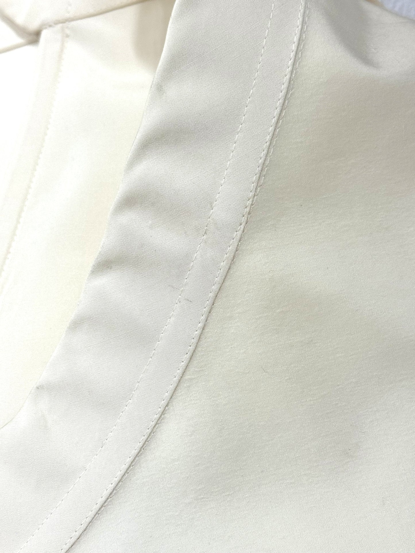 S/S 2000 Gianfranco Ferre Runway Ivory Off Shoulder Cropped Wrap Top