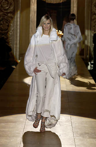 F/W 2002 Roberto Cavalli Runway Winter White Mink Fur Full Length Long Coat Jacket w Mink Belt