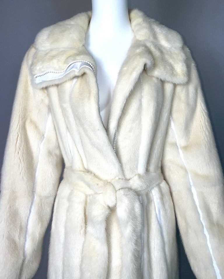 F/W 2002 Roberto Cavalli Runway Winter White Mink Fur Full Length Long Coat Jacket w Mink Belt
