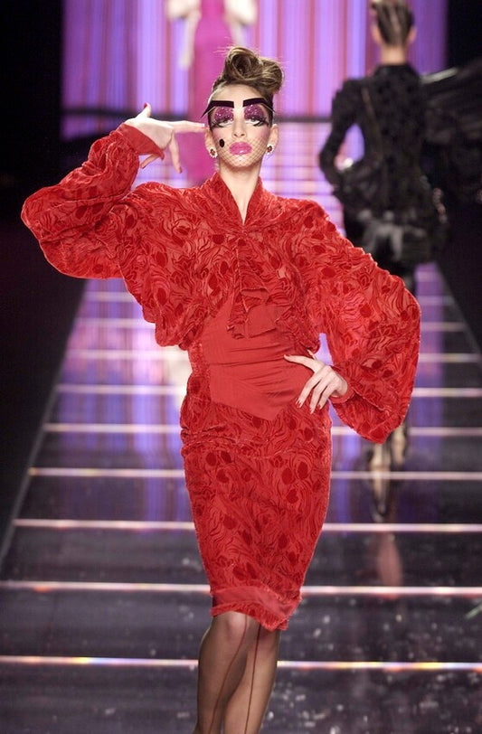 F/W 2003 John Galliano Plunging Sheer Purple Velvet Old Hollywood 1940's Pin-Up Style L/S Choker Sash Mermaid Gown Dress