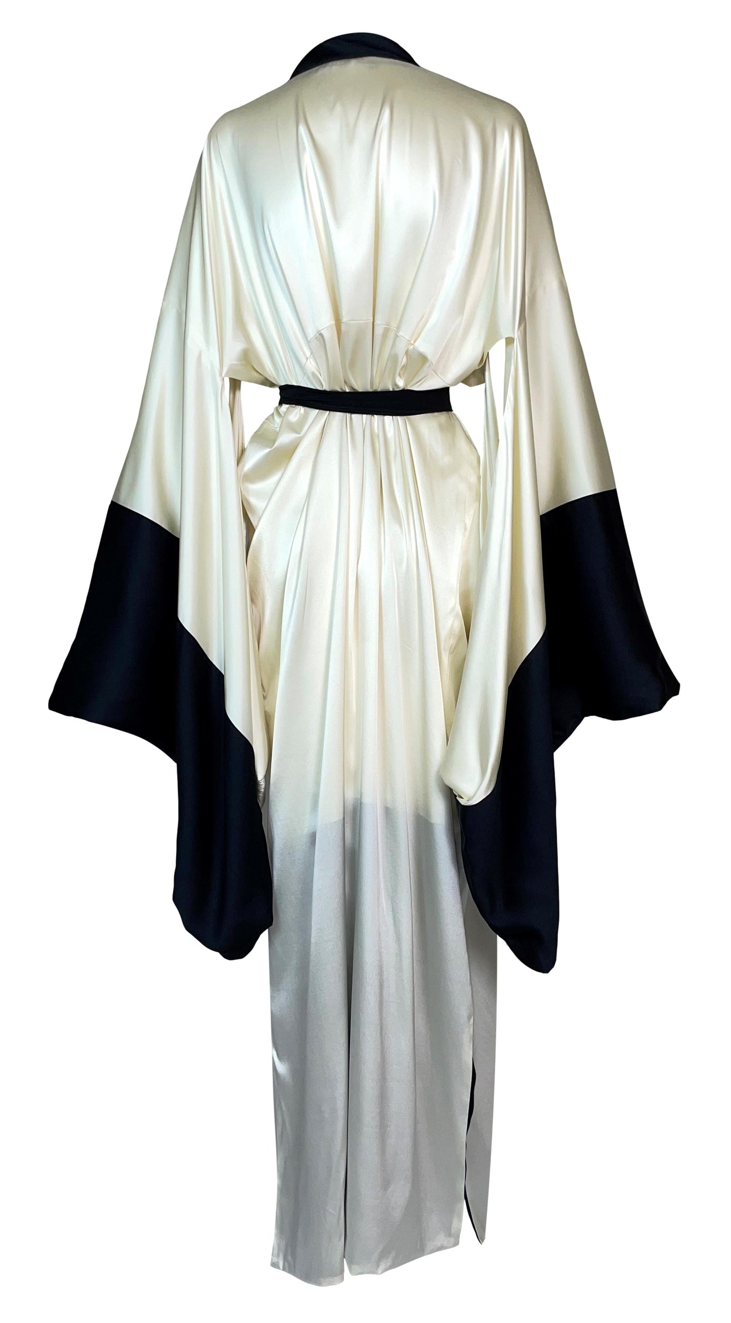 NWT S/S 2003 Donna Karan Runway Ivory & Black Silk Satin Kimono Dress Jacket