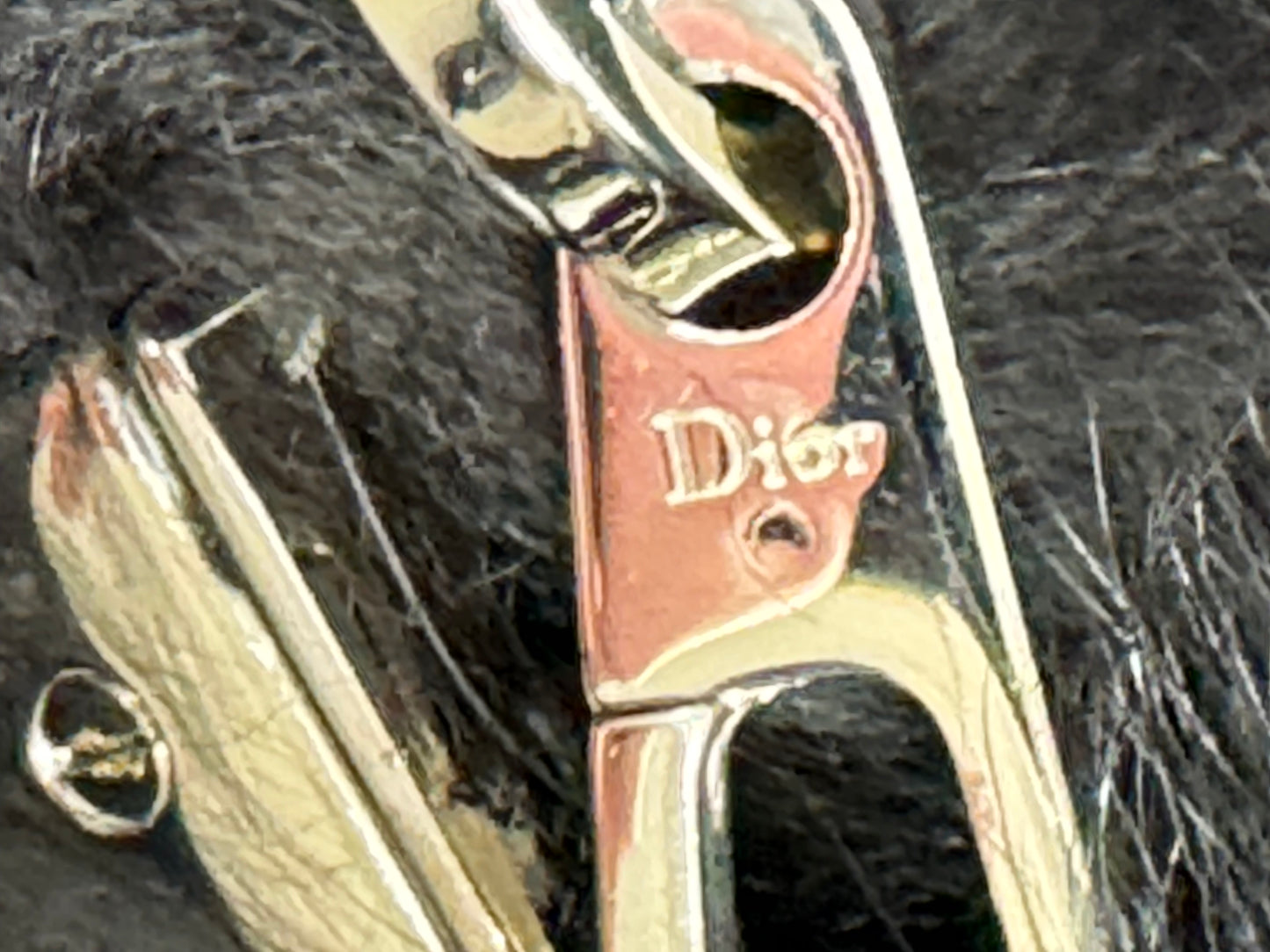 S/S 2004 Christian Dior by John Galliano Runway Black Fox Fur Collar Shawl Purse Strap