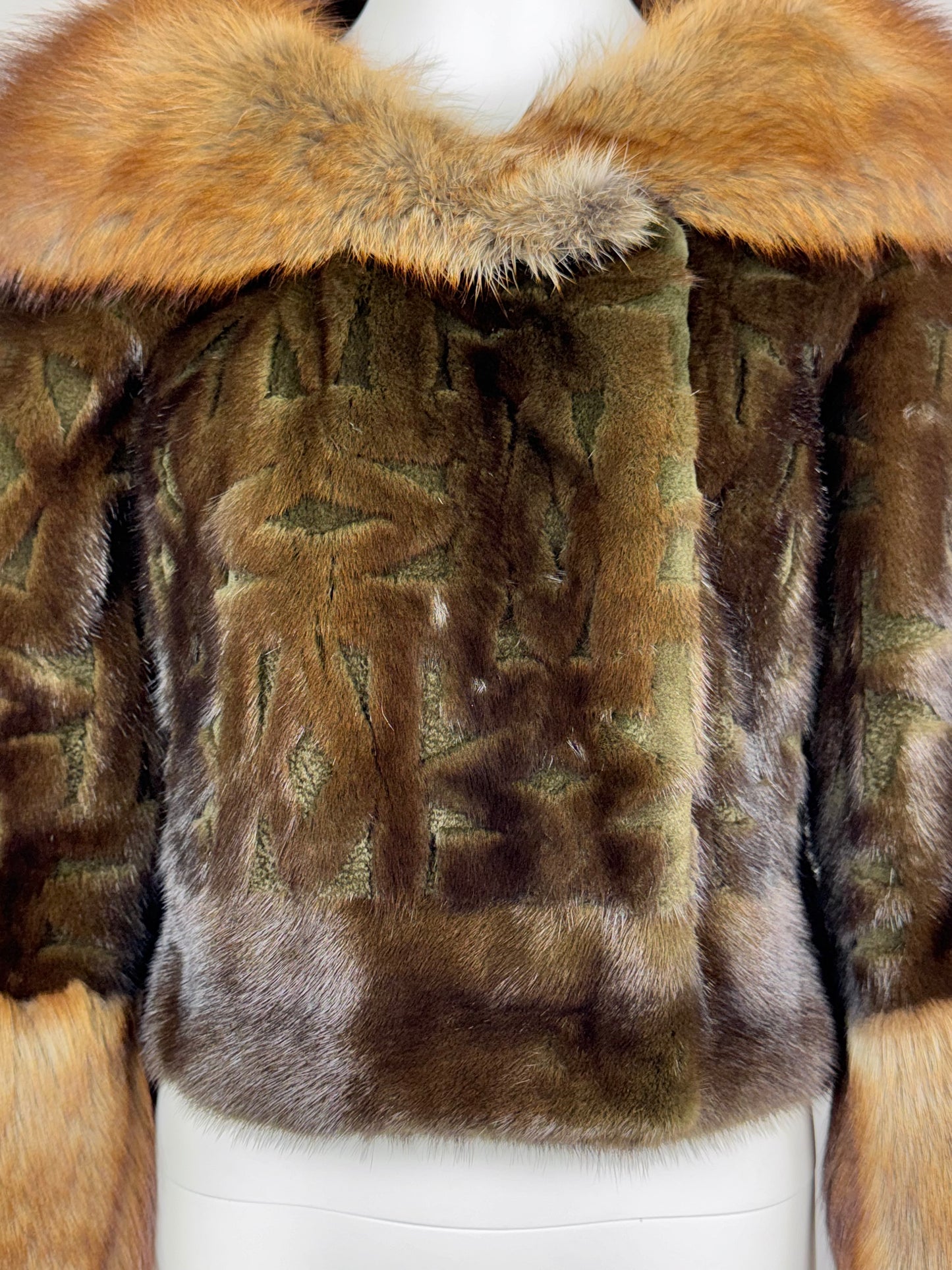 F/W 2005 Louis Vuitton Green Mink & Brown Fox Fur Cropped 1950's Style Chubby Jacket Coat
