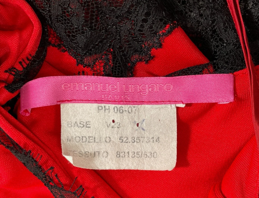 2006 Emanuel Ungaro Sexy Plunging Red & Black Lace Wrap Halter Dress