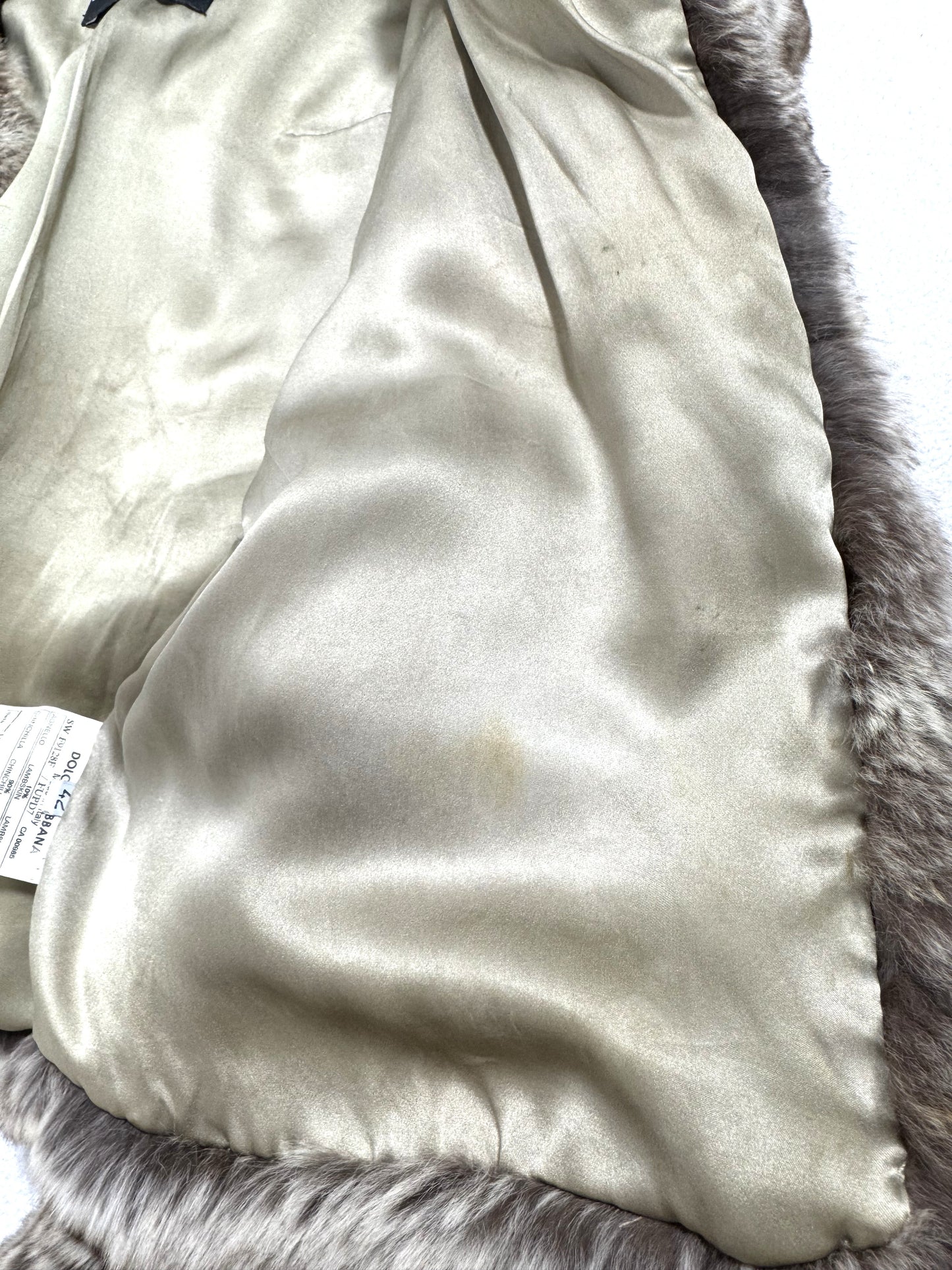 F/W 2006 Dolce & Gabbana Runway Chinchilla Fur Cropped Chubby Coat Jacket