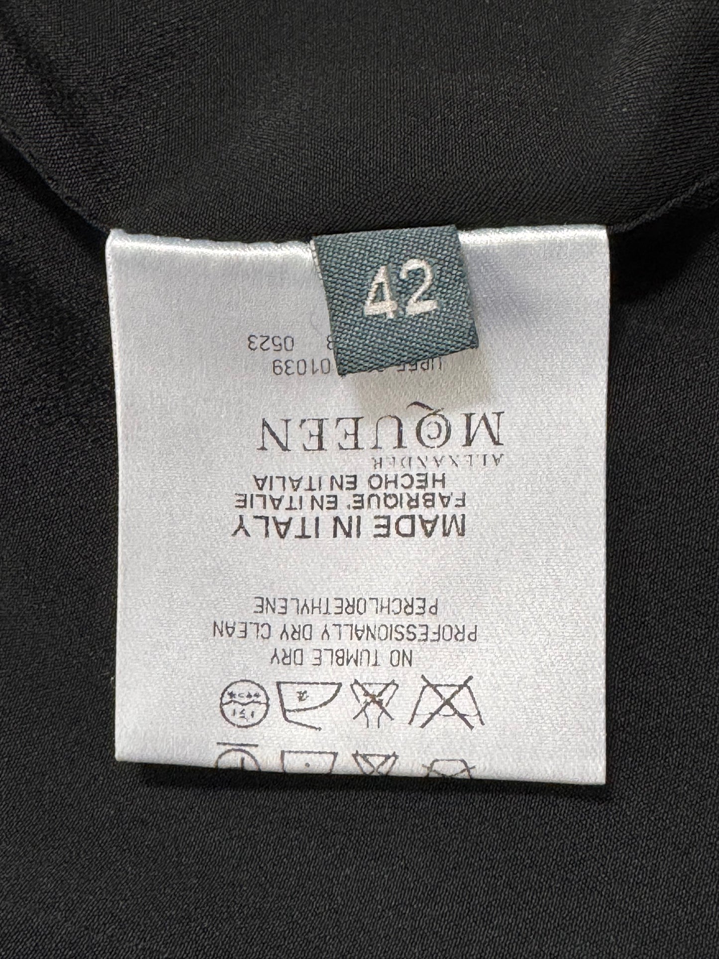 2007 Alexander McQueen Classy Black Satin Plunging Fitted Ruffle Chest Skirt Suit Set