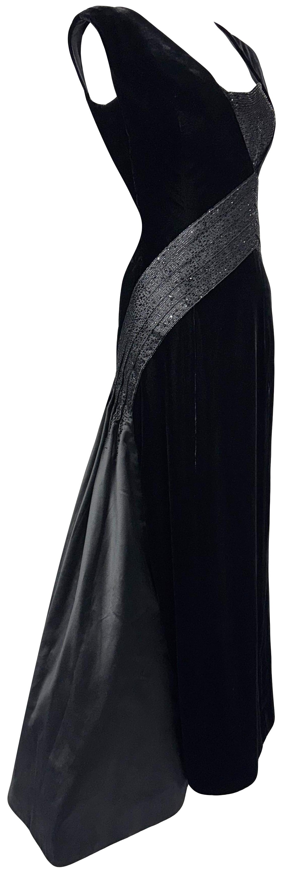 F/W 2007 Christian Dior x John Galliano Haute Couture Runway 1940's Old Hollywood Starlet Black Velvet Beaded Gown Dress
