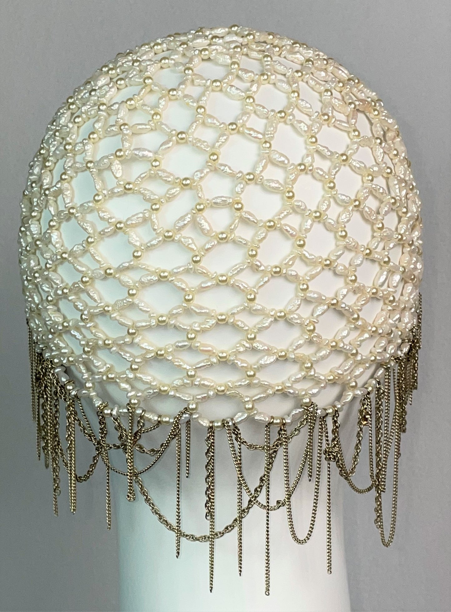 Pre-Fall 2009 Chanel by Karl Lagerfeld Runway 20's Flapper Pearl Chain Logo Hat Cap