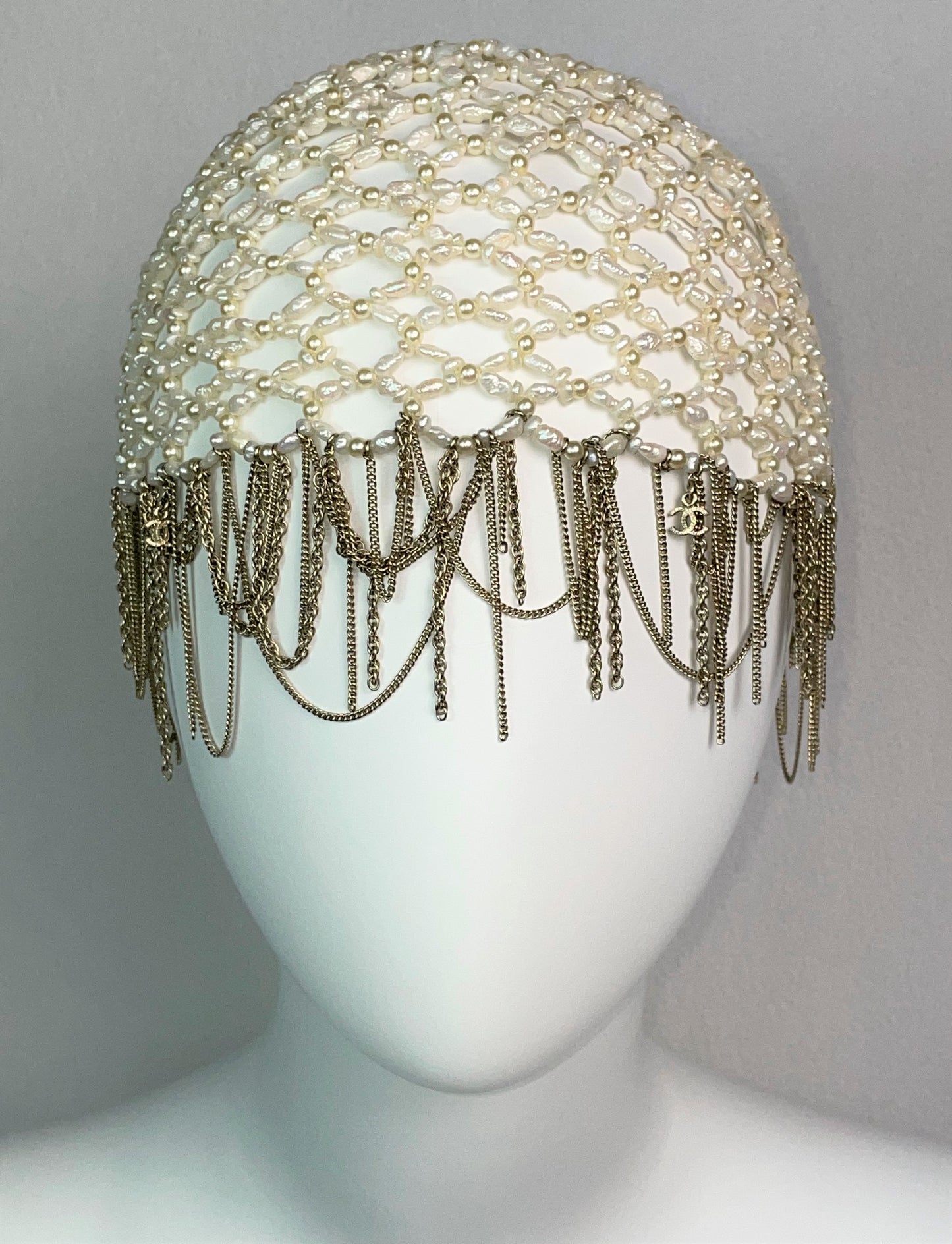 Pre-Fall 2009 Chanel by Karl Lagerfeld Runway 20's Flapper Pearl Chain Logo Hat Cap