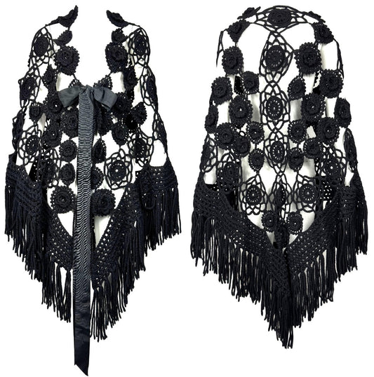 2009 Roberto Cavalli Black Crochet Boho Chic Floral Large Bow Poncho Shawl Wrap