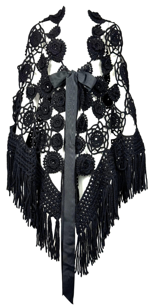 2009 Roberto Cavalli Black Crochet Boho Chic Floral Large Bow Poncho Shawl Wrap