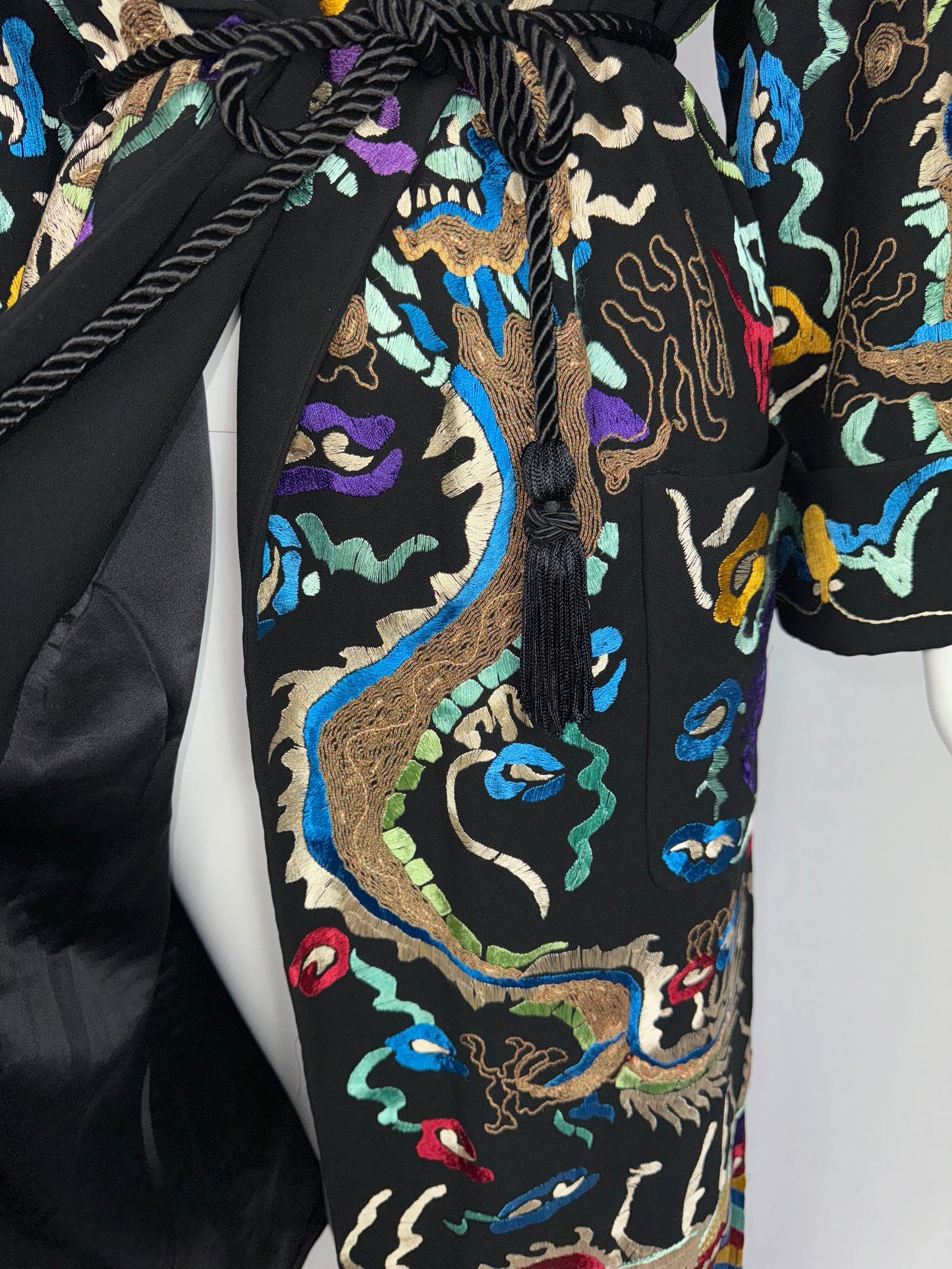 F/W 2011 Ralph Lauren Collection Runway Chinoiserie Chinese Dragon Embroidered Long Black Coat Jacket