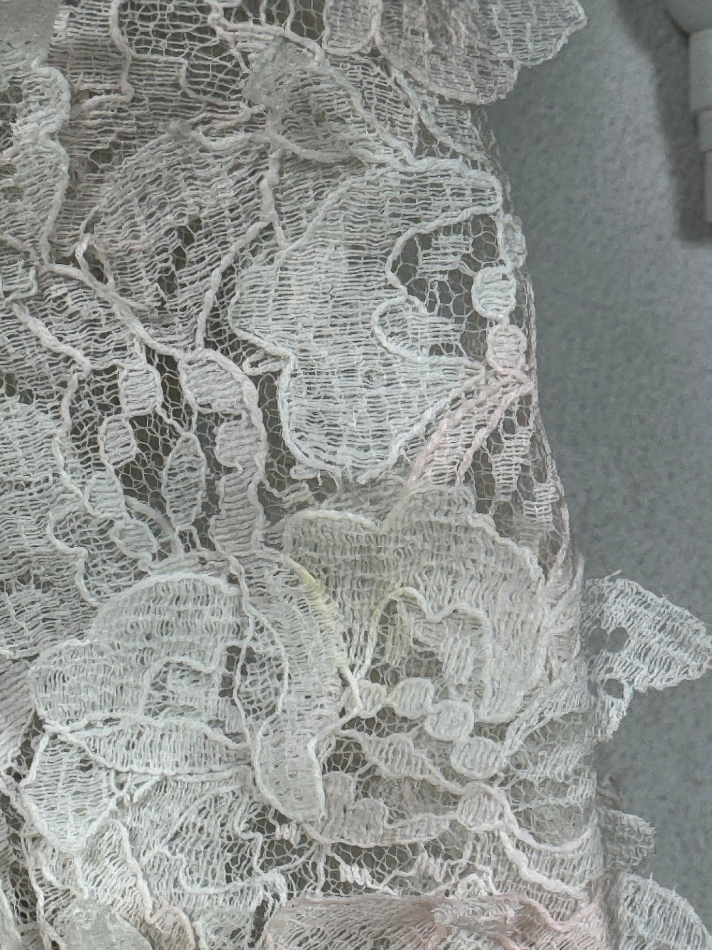 S/S 2015 Christian Dior Haute Couture Chantilly Lace Petal Strapless 1950's Style Gown Dress w Train