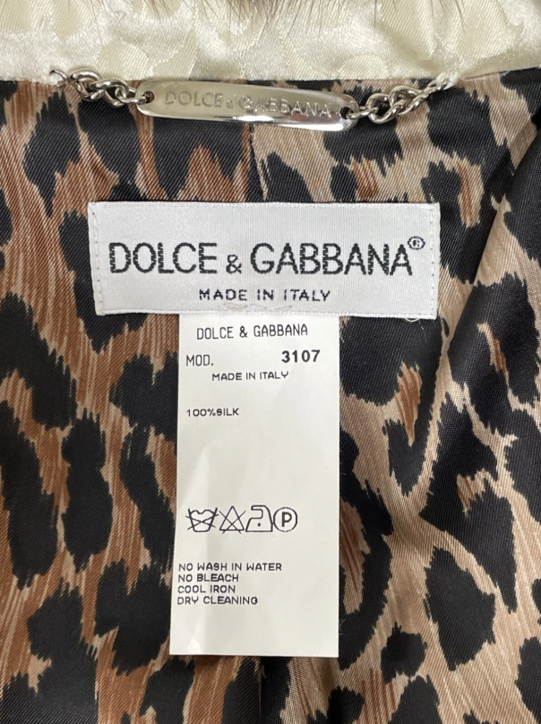 Vintage F/W 1998 Dolce & Gabbana 1950's Old Hollywood Ivory Silk Brocade Fitted Jacket w Fur Collar