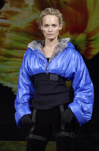 F/W 2003 Dolce & Gabbana Runway Shiny Off White Cropped Puffer Coat Jacket w Fur